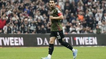 Beşiktaş'ın efsanesi geri döndü! 274 gün sonra alkışlarla karşılandı