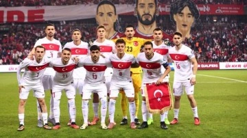 Beşiktaş'ın eski antrenöründen 'adaylık' vaadi: 'İki yıldızı getiririm'