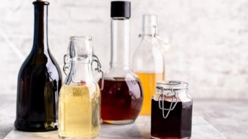 Beyaz sirke neyden yapılır ve nasıl kullanılır? Beyaz sirke faydaları nelerdir, v&uuml;cuda s&uuml;r&uuml;l&uuml;r m&uuml;?