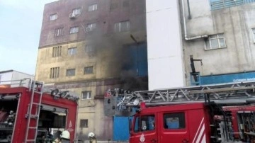 Beylikd&uuml;z&uuml;'nde fabrikada yangın