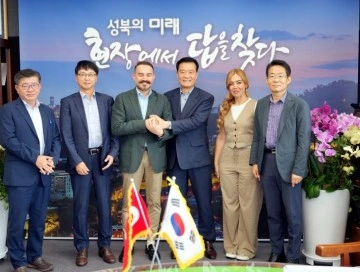 Beyoğlu'nun dijital d&ouml;n&uuml;ş&uuml;m projeleri Seul'de WEGO &uuml;yeleri ile paylaşıldı