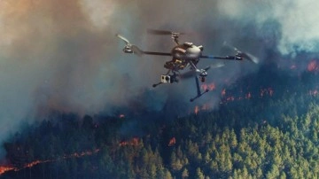 Bilgi &Uuml;niversitesi &ouml;ğrencilerinden 'yangın s&ouml;nd&uuml;rme drone'u!