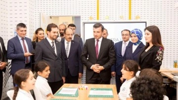 Bilim Bak&uuml; Merkezine anlamlı ziyaret