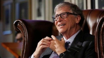 Bill Gates değerlendirdi... ChatGPT'yi 'beyaz yakalı &ccedil;alışan' olarak g&ouml;r&uuml;yor