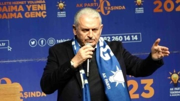 Binali Yıldırım: "Yolları b&ouml;ld&uuml;k, g&ouml;n&uuml;lleri birleştirdik. Yolları b&ouml;leriz ama T&uuml;rkiye'yi b&ouml;ld&uuml;rmeyiz"