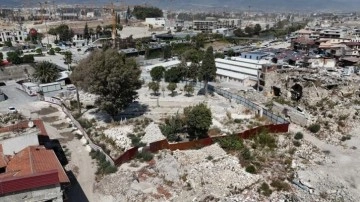 Bir çivi dahi çakmadılar! Hatay'da söz verilen cami inşası yılan hikayesine döndü