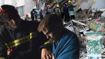 Bir insan ka&ccedil; g&uuml;n a&ccedil; ve susuz kalabilir? Bir insan ka&ccedil; saat a&ccedil; ve susuz yaşayabilir?