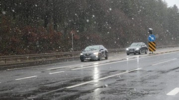 Bolu Dağı’na mevsimin ilk karı düştü: Ekipler teyakkuzda