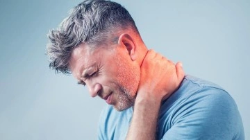 Boyun fıtığı nasıl ge&ccedil;er? İlerlemiş boyun fıtığı belirtileri nelerdir?
