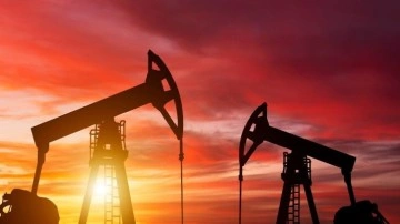 Brent petrol&uuml;n varil fiyatı y&uuml;kselişte!
