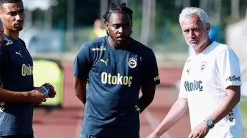 Bright Osayi-Samuel, Fenerbahçe'ye veda etti