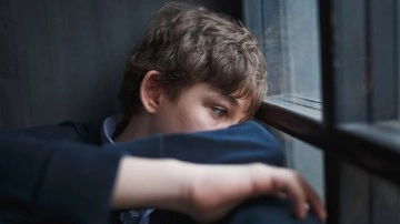 Bu belirtileri aman hafife almayın! Ergenlikte en sık g&ouml;r&uuml;len psikolojik rahatsızlıklar