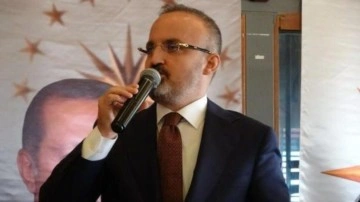 B&uuml;lent Turan: 2023, bizi denize d&ouml;keceğini d&uuml;ş&uuml;nen dangalakların se&ccedil;imi olacak