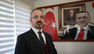 B&uuml;lent Turan'dan Roman Dernekleri Federasyonunun yeni yerinin a&ccedil;ılışında anlamlı mesaj