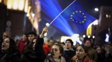 Bulgaristan'da siyasi kriz derinleşiyor: Erken se&ccedil;im kapıda!