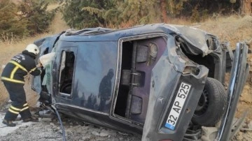 Burdur'da dehşet veren kaza! Lüks araç hurdaya döndü