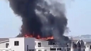 Bursa'da 6 katlı apartmanda yangın
