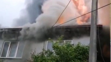 Bursa'da iki katlı ev kullanılamaz hale geldi!