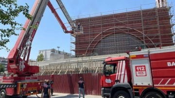Cami inşaatında yangın paniği!