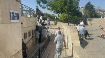 Camide baygın bulunan adam hastanede yaşamını yitirdi