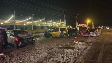 Çankırı’da 3 aracın karıştığı zincirleme kaza: 9 yaralı