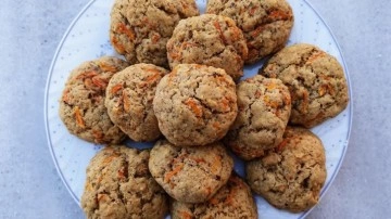 &Ccedil;ayın yanına iyi gider havu&ccedil;lu cevizli kış kurabiyesi tarifi