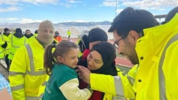 Cemre Hareketi 5 bin g&ouml;n&uuml;ll&uuml;s&uuml; ile deprem b&ouml;lgesinde