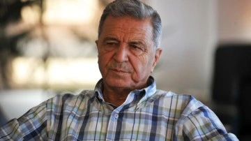 &Ccedil;eşme eski Belediye Başkanı Faik T&uuml;t&uuml;nc&uuml;oğlu yaşamını yitirdi