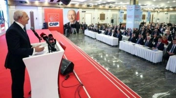 CHP belediye başkanları &ccedil;alıştayında dikkat &ccedil;eken eksik! G&ouml;zler Mansur Yavaş'ı aradı