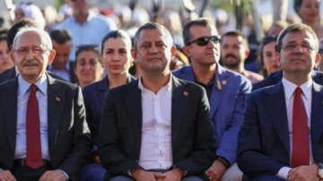 CHP İstanbul İl Başkanlığı'nın karşısında şok pankart