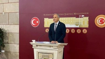 CHP'li Özçağdaş: 963 bin 142 çocuğumuzun hayallerini çaldırtmam