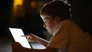 &Ccedil;ocuklar i&ccedil;in sakıncalı 1555 i&ccedil;eriğe Aile ve Sosyal Hizmetler Bakanlığı m&uuml;dahale etti