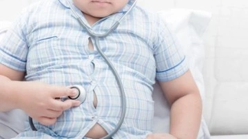 Çocuklarda obezite alarmı: Ekran süresi ve fast food tehlikesi