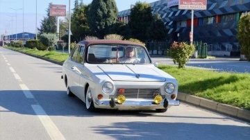 &Ccedil;ocukluğunda başlayan Anadol sevgisini, yol arkadaşı "Binnaz" ile yaşatıyor