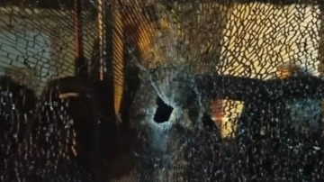 Çok sayıda yolcunun bulunduğu otobüse silahlı saldırı