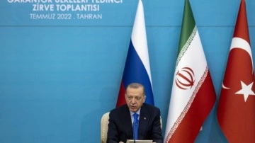 Cumhurbaşkanı Erdoğan: Hedefimiz, Suriyeli kardeşlerimizin onurlu şekilde &uuml;lkelerine d&ouml;nmeleri