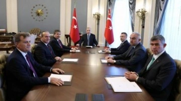 Cumhurbaşkanı Erdoğan, KKTC Başbakanı &Uuml;stel'i kabul etti