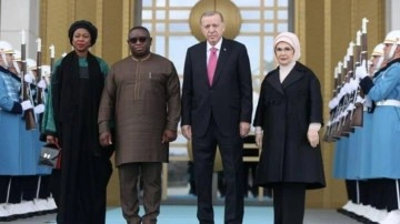 Cumhurbaşkanı Erdoğan, Sierra Leone Cumhurbaşkanı ile g&ouml;r&uuml;şt&uuml;