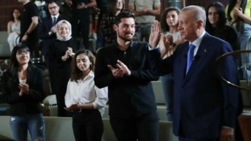 Cumhurbaşkanı Erdoğan'dan gen&ccedil;lere &ouml;zel se&ccedil;im beyannamesi