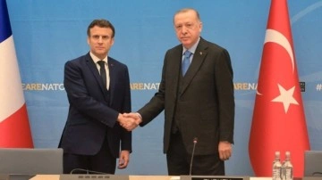 Cumhurbaşkanı Erdoğan'dan NATO Zirvesinde g&ouml;r&uuml;şme trafiği