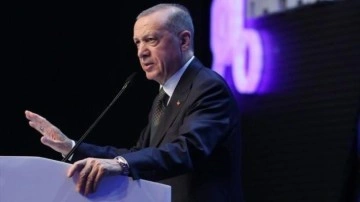 Cumhurbaşkanı Erdoğan'ın adaylık s&ouml;zlerini &ccedil;arpıttılar