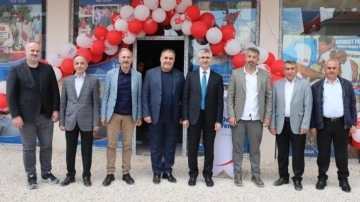 Deniz Feneri Derneği’nden Yüksekova’ya bayram sevinci