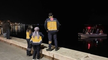 Denizde erkek ceset şoku! G&ouml;renler ihbar etti