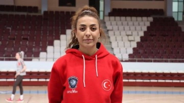 Depremde 8 sporcusunu kaybeden takım şampiyonluğa oynuyor