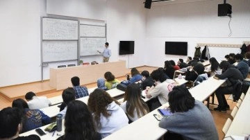Devlet himayesindeki gençler üniversiteli oldu