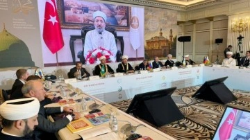 Diyanet İşleri Başkanı Arpaguş'tan M&uuml;sl&uuml;manlara &ccedil;ağrı: Tarihi bir sorumluluk