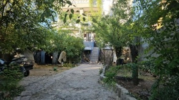 Diyarbakır'da baba vahşeti! Kızlarını uykuda bıçakladı
