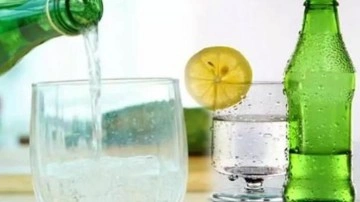 Doğal maden suyunun faydaları nedir? Her g&uuml;n maden suyu i&ccedil;mek sağlığa zararlı mı?