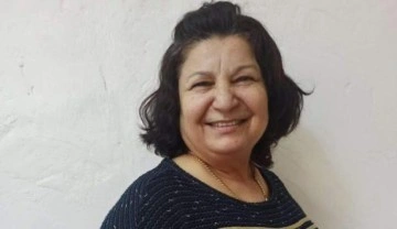 Doktorlar 2 ay &ouml;m&uuml;r bi&ccedil;ti! Akciğer kanseri olan kadın 20 yıldır yaşıyor