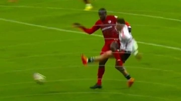 Dolmabahçe'de tartışma çıkaran kararlar! Ofsayt ve penaltı...